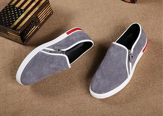 LV Men Loafers--013